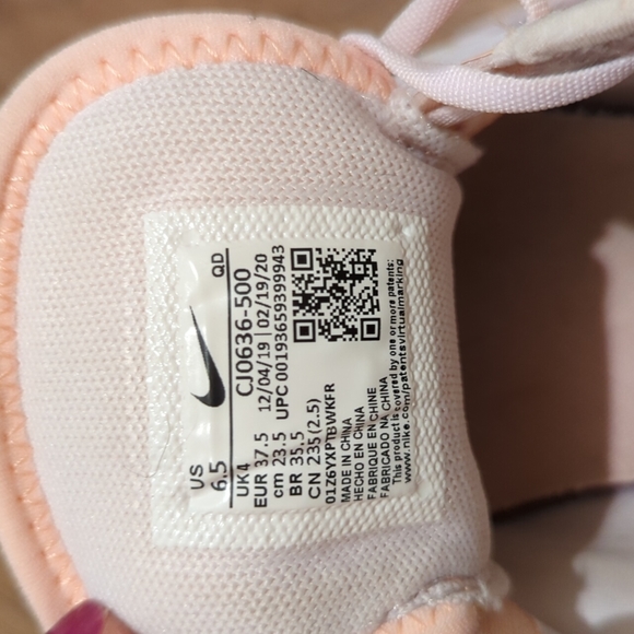 Nike Air Max Dia Running Shoe - Picture 4 of 7